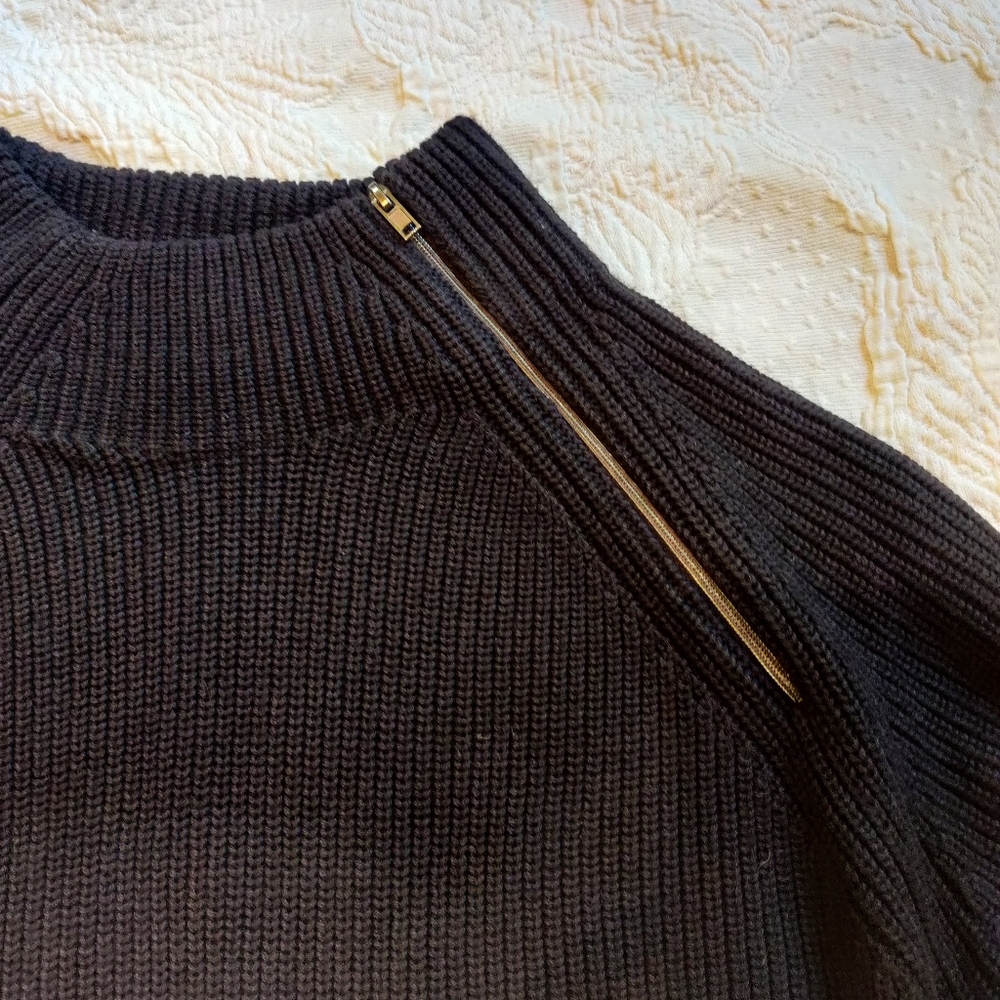 NWOT Banana Republic sweater